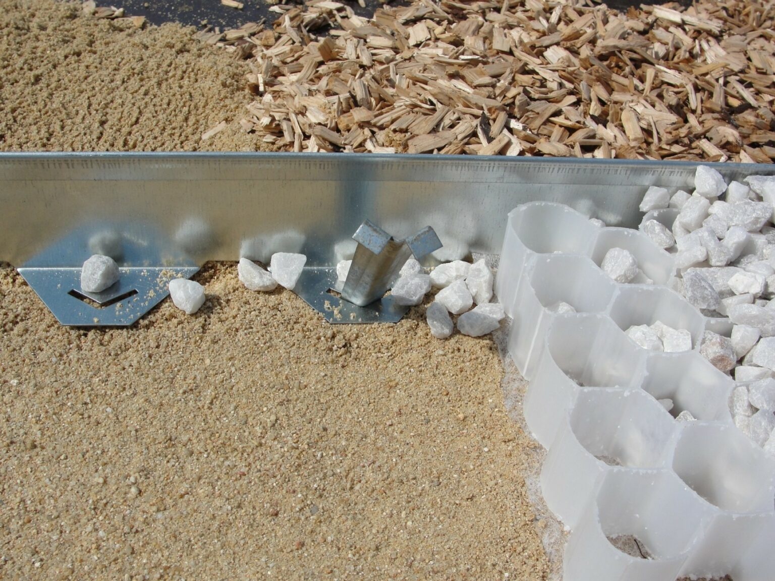 Nidaborder Galva 45 en 60 L-vorm kantopsluiting