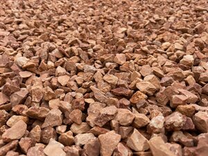 Rosso Verona siersplit (bigbags)