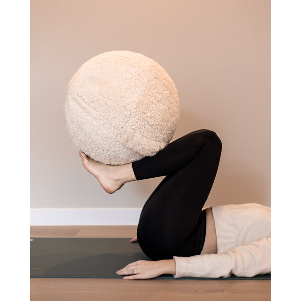 Van Buren sinds 1861 Schapenvacht Yogabal Offwhite - 2 Diameters