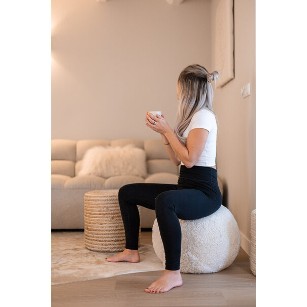 Van Buren sinds 1861 Schapenvacht Yogabal Offwhite - 2 Diameters