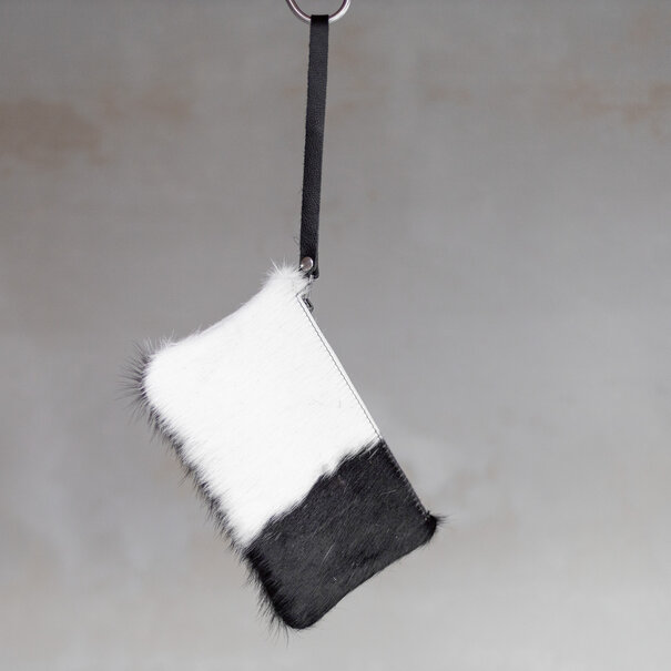 Van Buren sinds 1861 Koeienhuid clutch - Zwartbont