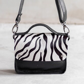Tas Maren - Zwart/zebra front