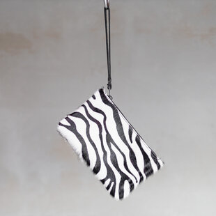 Koeienhuid clutch - Zebra