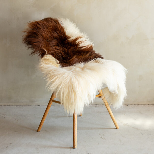 Van Buren sinds 1861 Uniek Gefotografeerd IJslands Schapenvacht Bruin Bont - 119x69 - SVV-689