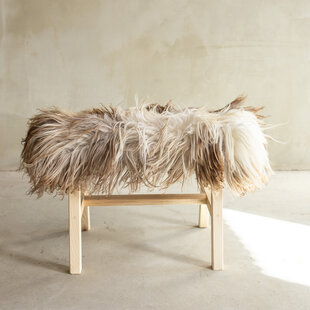 Uniek Houten Bankje met Schapenvacht - BNK-20