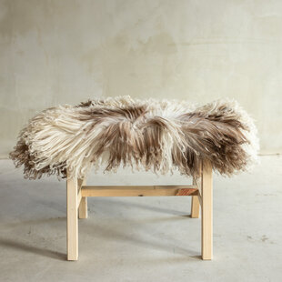 Uniek Houten Bankje met Schapenvacht - BNK-36