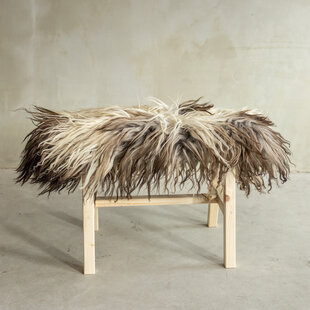 Uniek Houten Bankje met Schapenvacht - BNK-05