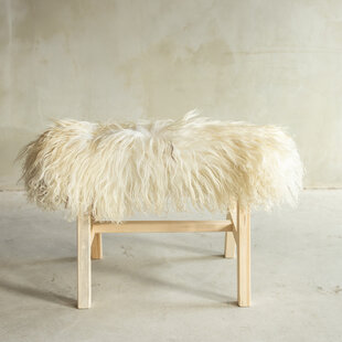 Uniek Houten Bankje met Schapenvacht - BNK-41