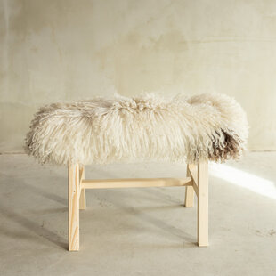 Uniek Houten Bankje met Schapenvacht - BNK-46