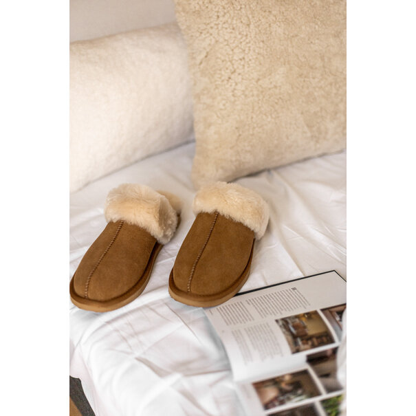 Van Buren sinds 1861 Lamsvacht Slippers Lumi Camel- Maat 37 t/m 43