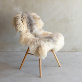 Uniek gefotografeerd Tibetaans natuurlijk grijs schapenvacht - ca. 120x60cm - SVV-771