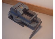 Emco 84mm Maschinenschraubstock und Drehbarer Untersatz