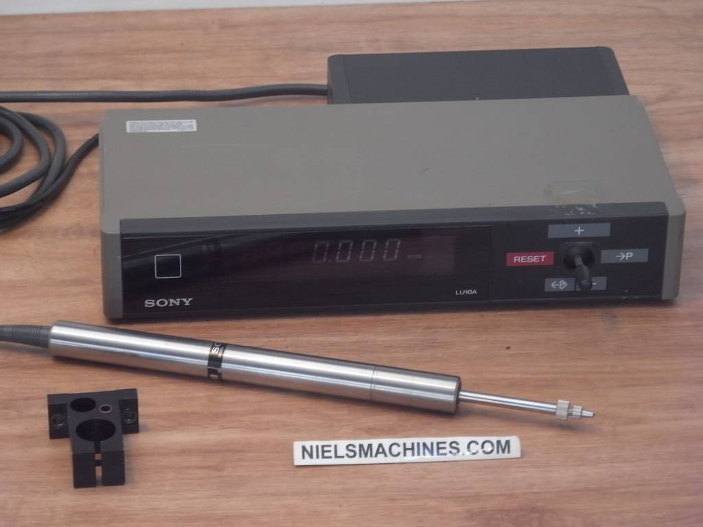 Sony Digital Readout LU10A and Digital Gauge DG50N - Niels Sony Digital Readout LU10A and Digital Gauge DG50N - Niels