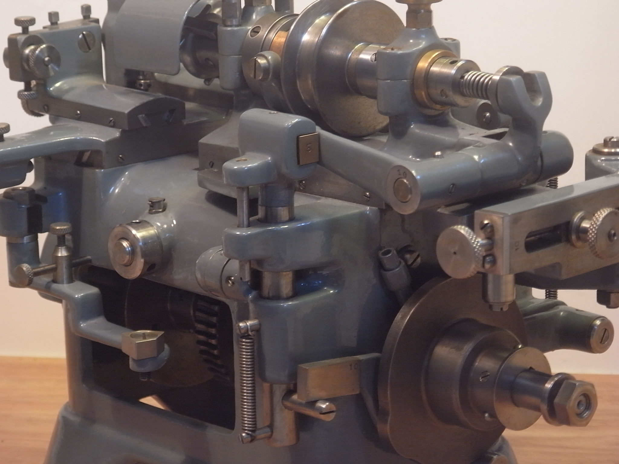 Automatic Cam Operated Lathe - Niels Machines