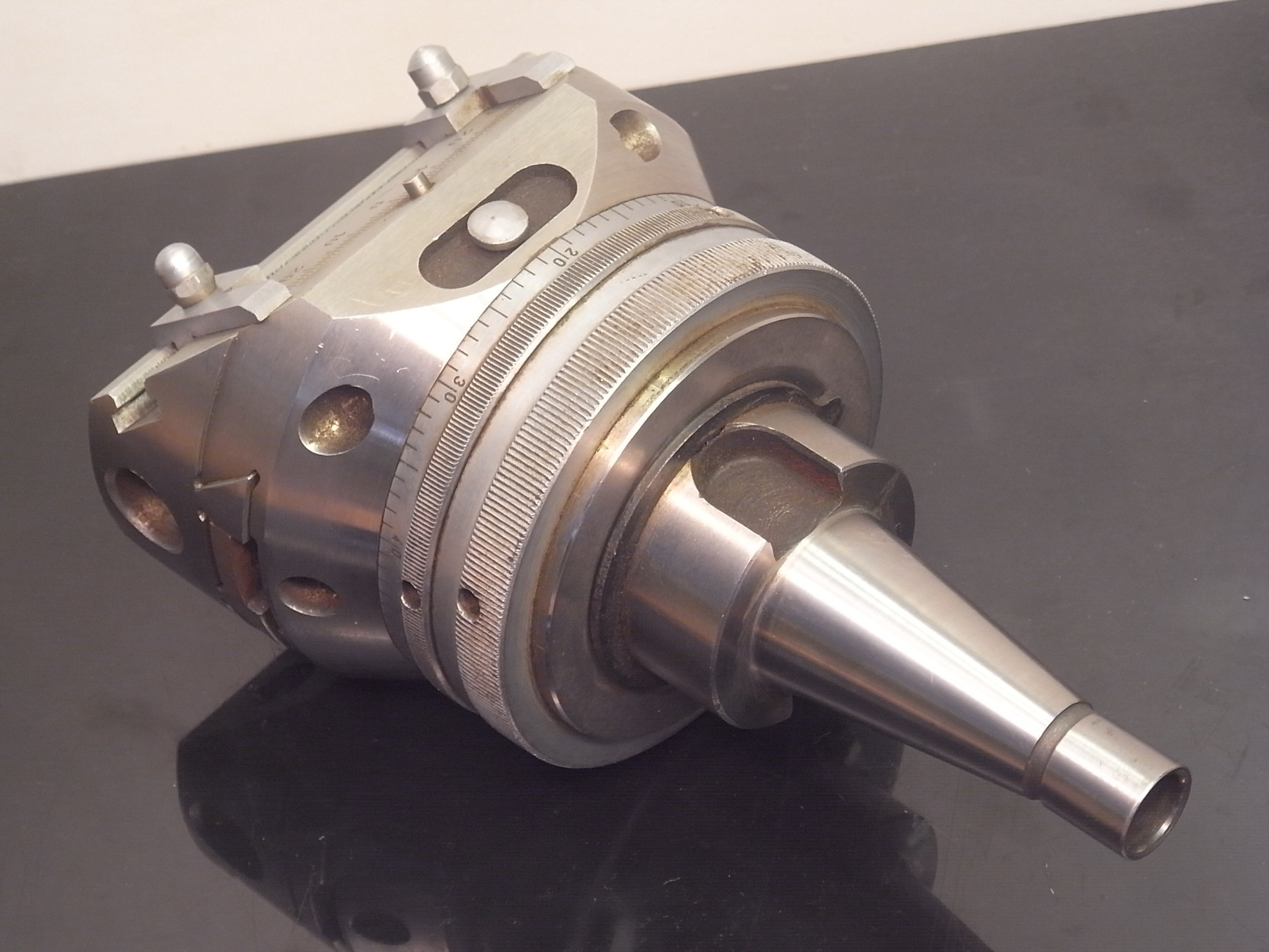 Automatic Boring/Facing Head with SK30 shank Niels Machines