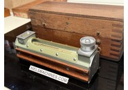 Verkauft: Einstellbare Mikrometer-Wasserwaage von Cooke Troughton und Simms