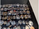 Große Sammlung NOS-Uhrengehäuse