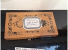 Sammlung verschiedener Kronen für Uhren
