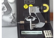 Sold: Carl Mahr MaraMeter Indicating Thread Snap Gage 853 for taps Metric