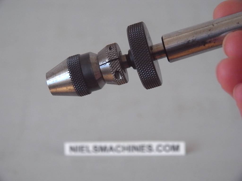 Sensitive Drill Feed and 1/8 (3 mm) Keyless Drill Chuck