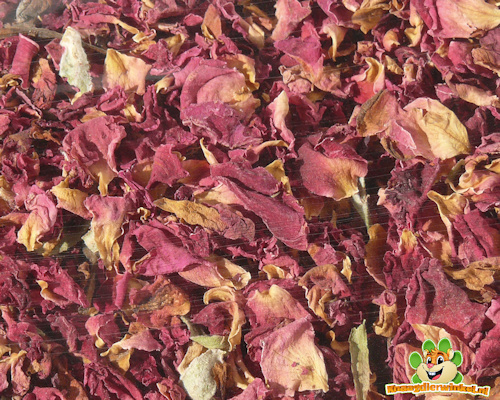 Rote Rosenblätter 100g