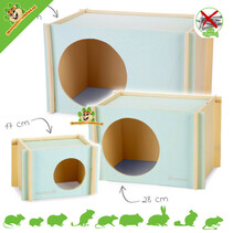 Wooden rodent house Bildup