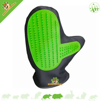 Vachtverzorgingshandschoen
