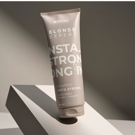 Indola Blonde Expert Insta Strong Shampoo