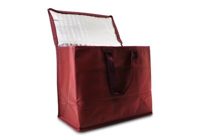 Non Woven Rood Koeltassen met Lussen en een  ritssluiting !! Verpakt á 50 stuks vanaf € 2,71 per stuk