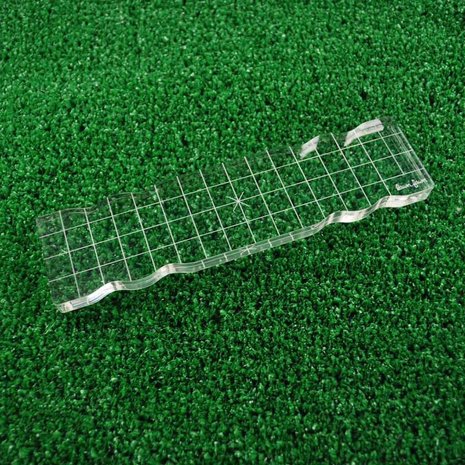 Lawn Fawn Fawndamentals - Acrylic Stamping Block 2x8 Inch (LF502) Lawn Fawn Fawndamentals - Acrylic Stamping Block 2x8 Inch (LF502)