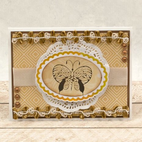 Couture Creations Nesting Scalloped Ovals Cut, Foil & Emboss Die (CO726455) Couture Creations Nesting Scalloped Ovals Cut, Foil & Emboss Die (CO726455)