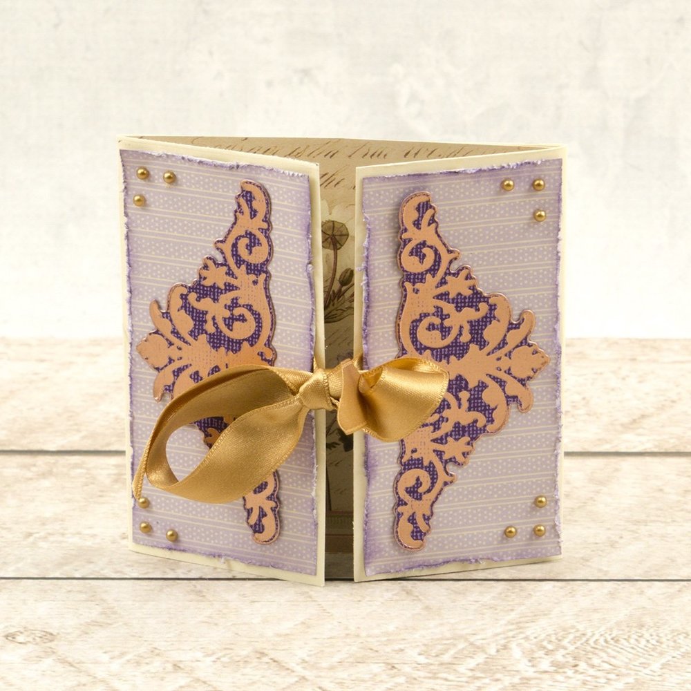 Couture Creations Butterfly Garden Floral Lampost Cut, Foil & Emboss Die (CO726570) Couture Creations Butterfly Garden Floral Lampost Cut, Foil & Emboss Die (CO726570)