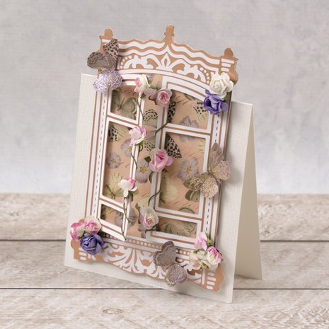 Couture Creations Baroque Window Frame Cut, Foil & Emboss Die (CO726762)