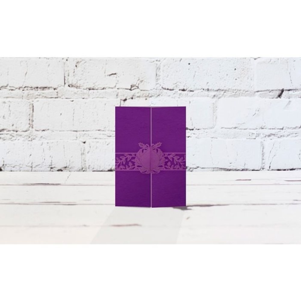 Gemini Christmas Wreath Papercraft Die (GEM-MD-ELE-CHWR)