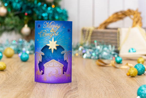 Gemini Away in a Manger Cut & Embossing Folder (GEM-CEF-AIAM)