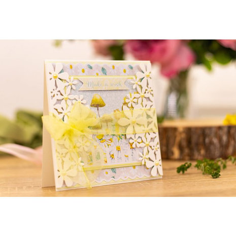 Crafter's Companion Fairy Garden Flower Bed Edge Dies (NG-FAIRY-MD-FBE)