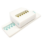 We R Memory Keepers Edge Punch Scallop Arches (661283)