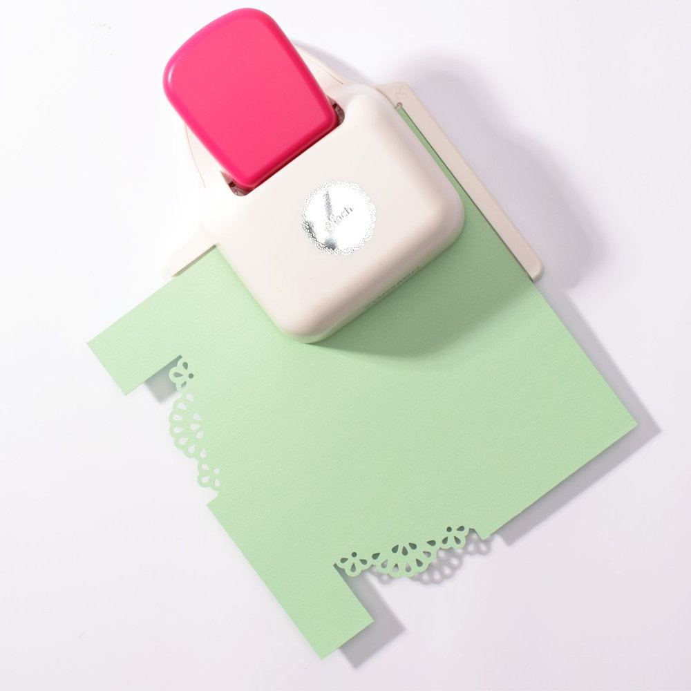 Vaessen Creative Randpons 360° Full Edge Doily (21495-001) Vaessen Creative Randpons 360° Full Edge Doily (21495-001)