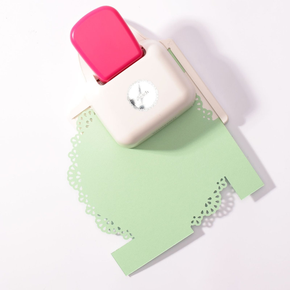 Vaessen Creative Randpons 360° Full Edge Doily (21495-001) Vaessen Creative Randpons 360° Full Edge Doily (21495-001)