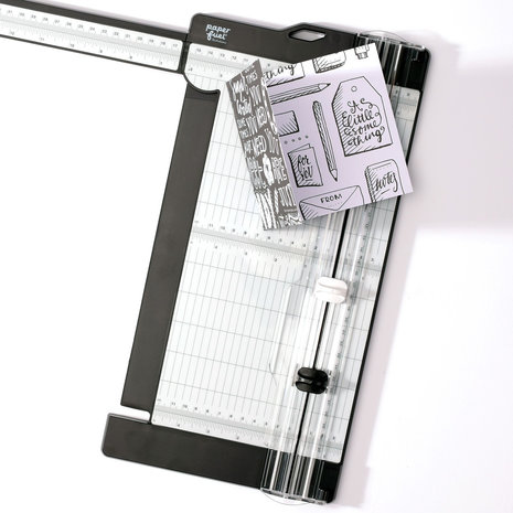 Paper Fuel Papiersnijder 30,5 x 15,2 cm (PF104004) Paper Fuel Papiersnijder 30,5 x 15,2 cm (PF104004)