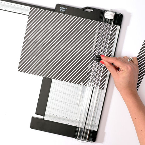 Paper Fuel Papiersnijder 30,5 x 15,2 cm (PF104004) Paper Fuel Papiersnijder 30,5 x 15,2 cm (PF104004)