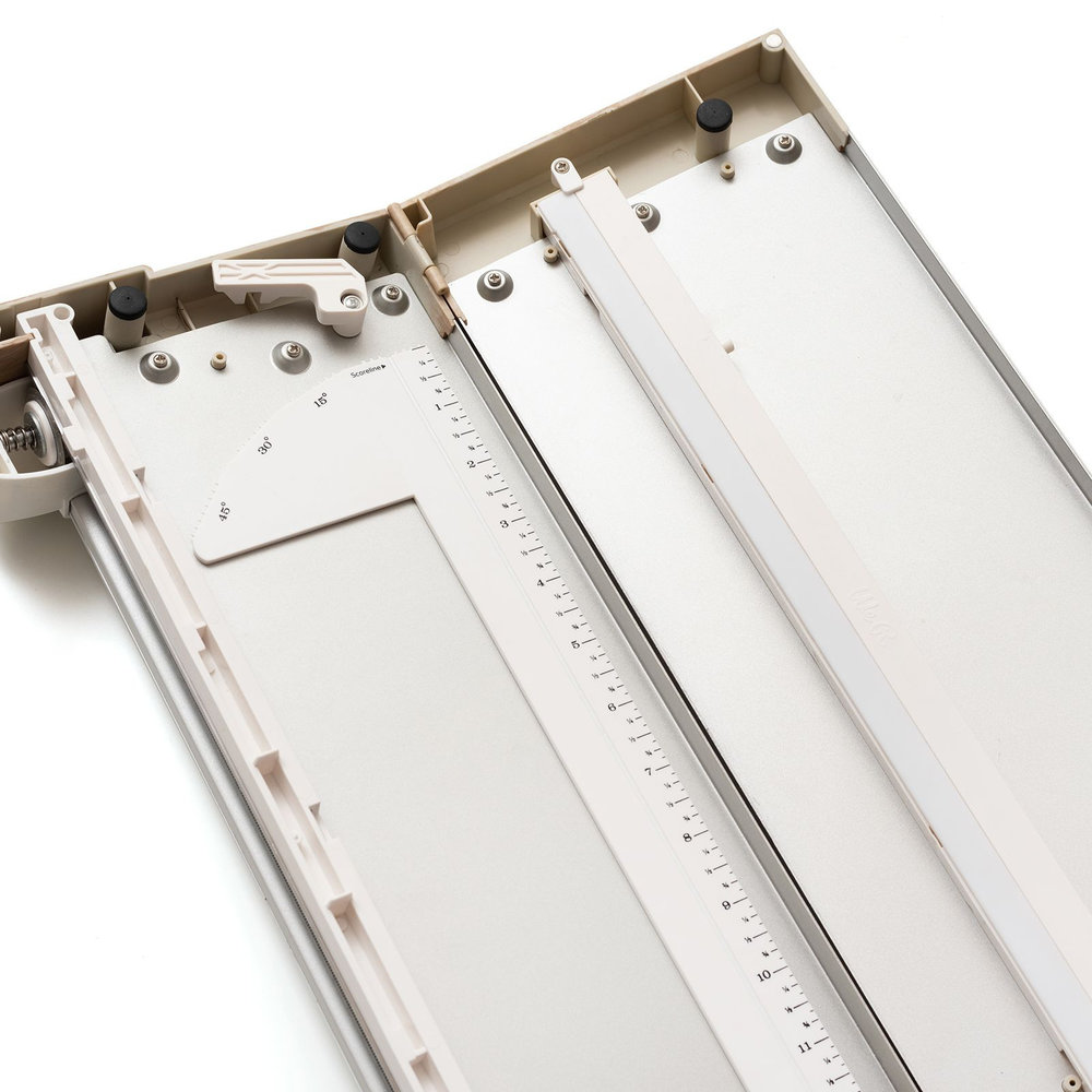 We R Memory Keepers Premium Paper Trimmer (660557)