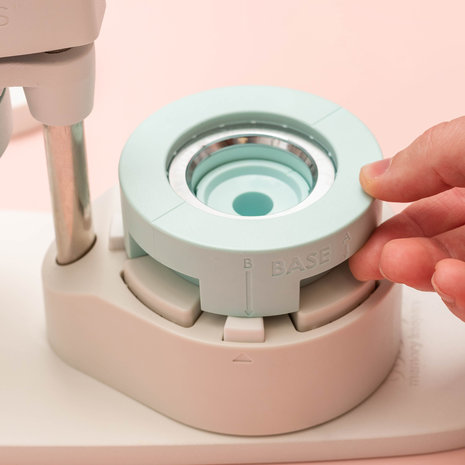 We R Memory Keepers Button Press Starter Kit (660524) We R Memory Keepers Button Press Starter Kit (660524)