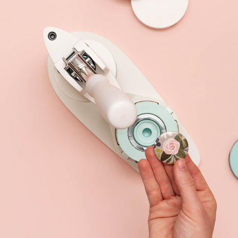 We R Memory Keepers Button Press Starter Kit (660524) We R Memory Keepers Button Press Starter Kit (660524)