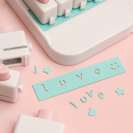 We R Memory Keepers Word Punch Board Lowercase (661437) We R Memory Keepers Word Punch Board Lowercase (661437)