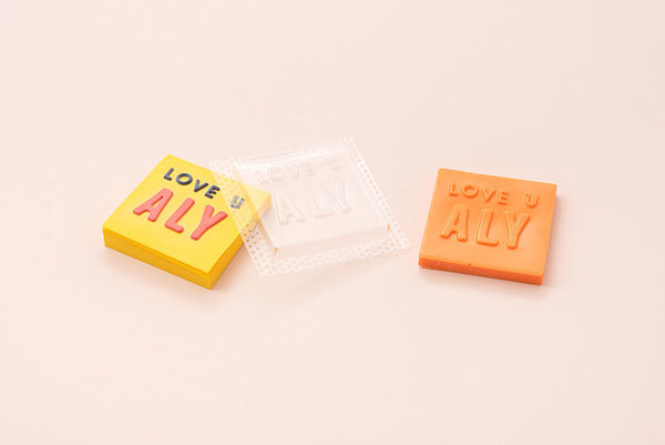 We R Memory Keepers Mold Press Plastic Sheets (6pcs) (661357) We R Memory Keepers Mold Press Plastic Sheets (6pcs) (661357)