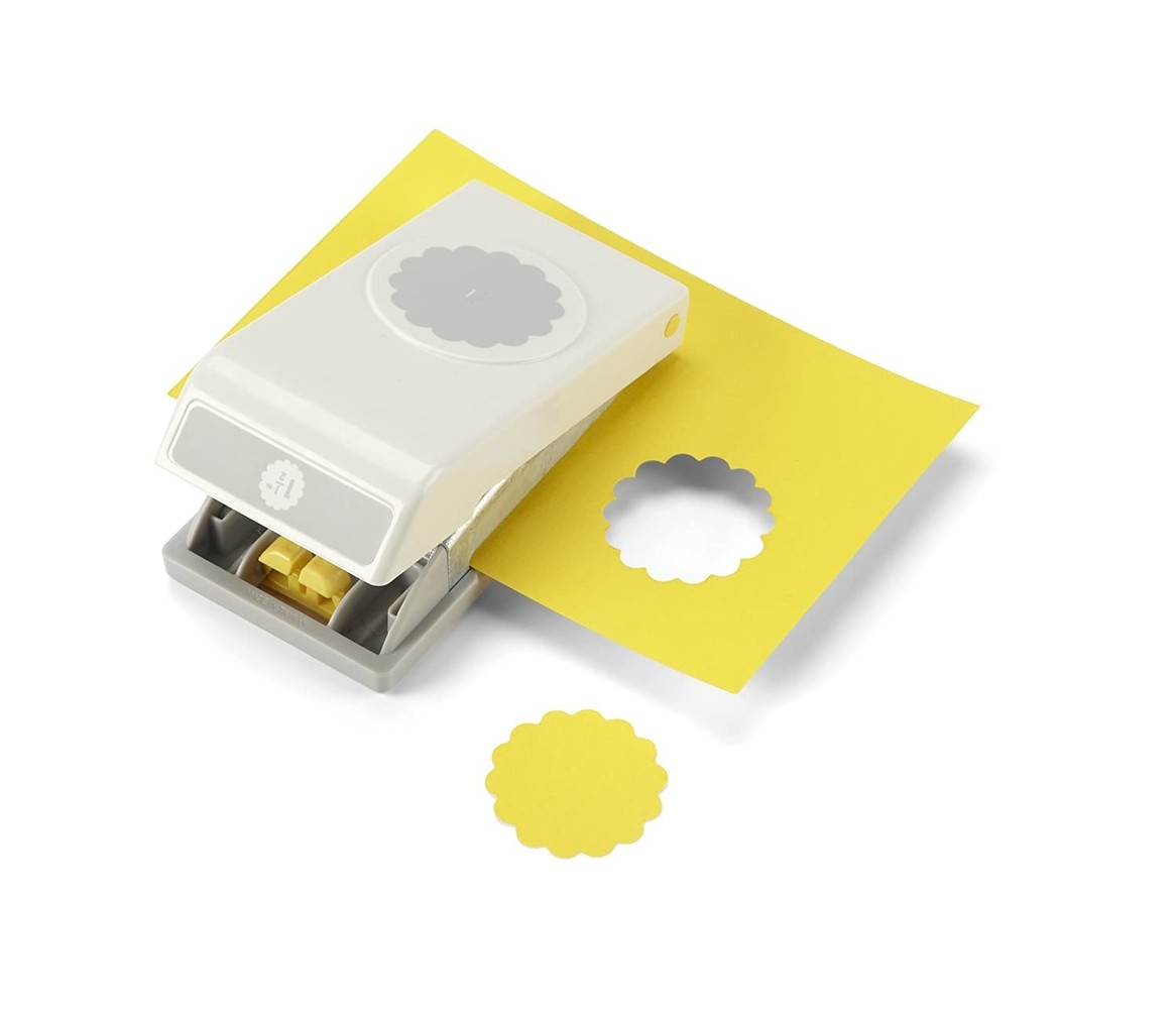 EK Tools Large Punch 1.5 Inch Scallop Circle (54-31008) EK Tools Large Punch 1.5 Inch Scallop Circle (54-31008)