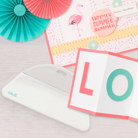 We R Memory Keepers Crafter's Essentials Bone Folder (660095) We R Memory Keepers Crafter's Essentials Bone Folder (660095)