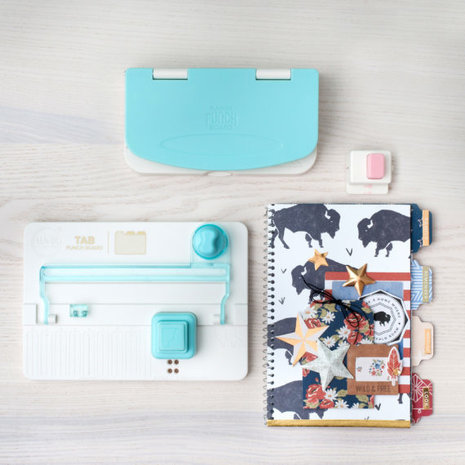 We R Memory Keepers Planner Punch Board (660461) We R Memory Keepers Planner Punch Board (660461)