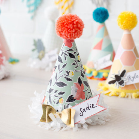 We R Memory Keepers DIY Party Punch Board (660555) We R Memory Keepers DIY Party Punch Board (660555)